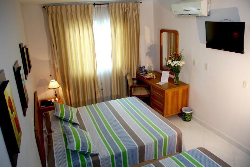 Hotel Prado 34 West Bucaramanga Exterior photo